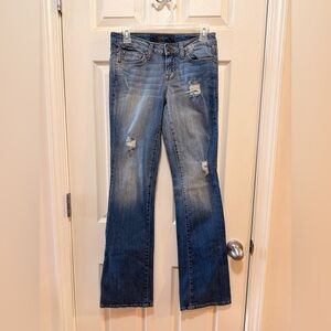 Jessica Simpson Skinny Boot Cut Jeans
Regular Size 27 
Worn twice.